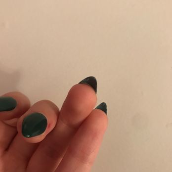 Hannah's Nail Spa - Glue under nails - Nail Salons Near Me - La Grange, Illinois