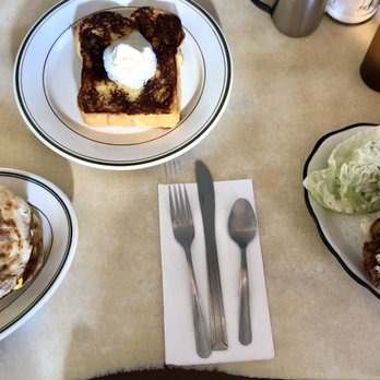 Palace Diner - Deluxe Sandwich, French Toast, Friend Chicken - Breakfast & Brunch Near Me - Biddeford, Maine Palace Diner - Deluxe Sandwich, French Toast, Friend Chicken - Breakfast & Brunch Near Me - Biddeford, Maine