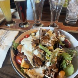 Great food and good service.  Food is very yummy.