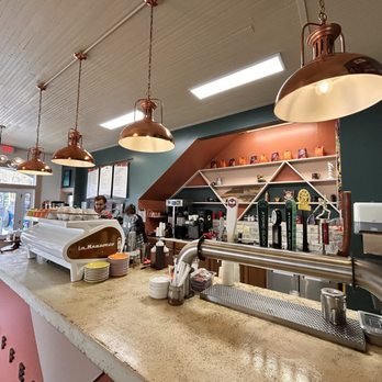 Full Bloom Coffee Roasters - Coffee Roasteries Near Me - Garner, North Carolina