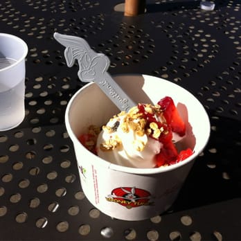 Yogurtland - Plain tart, strawberries, granola and strawberry water! - Ice Cream & Frozen Yogurt Near Me - Manhattan Beach, California Yogurtland - Plain tart, strawberries, granola and strawberry water! - Ice Cream & Frozen Yogurt Near Me - Manhattan Beach, California