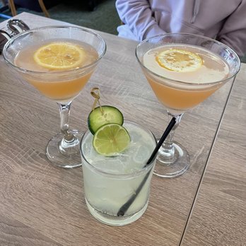 Nonni's Bistro - 2 The French and 4 Non Blondes and 1 Gin Blossom on The Rocks - Modern European Near Me - Pleasanton, California