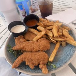 Latitudes Tiki Bar and Grille - Chicken tenders
