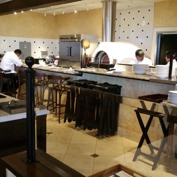 Bravo Cucina Italian Open Kitchen With Counter Seating To Check