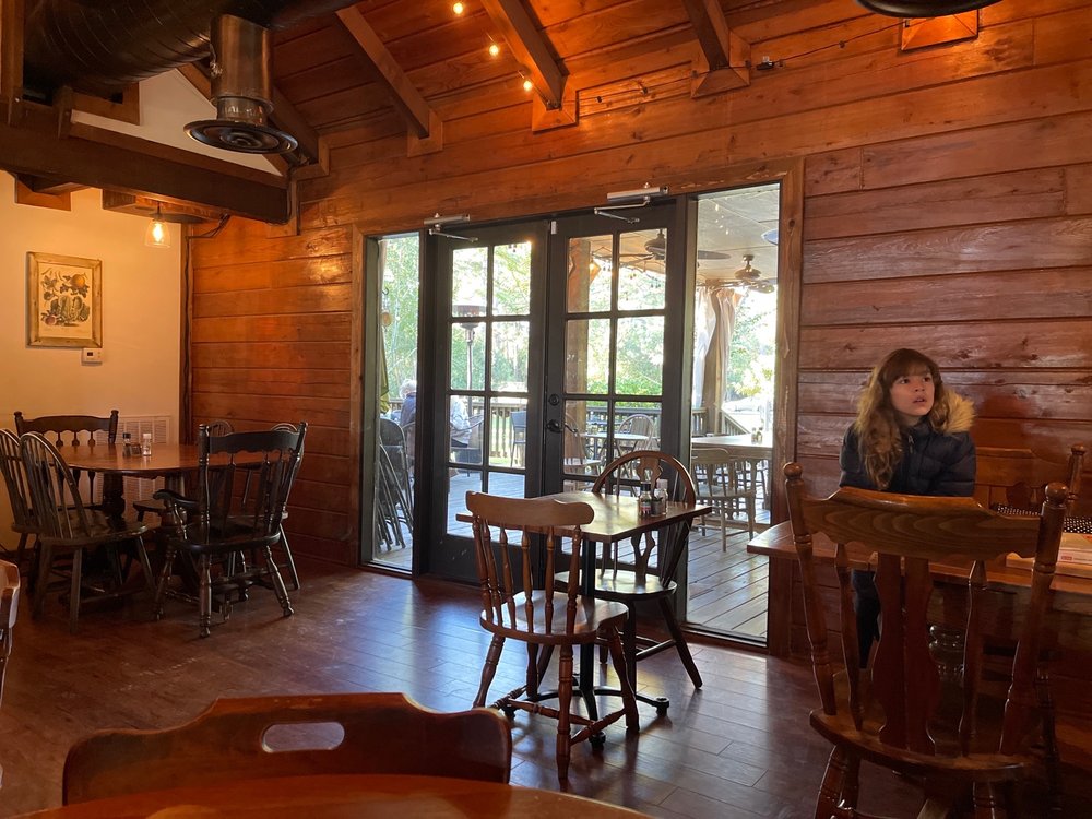 Season's Harvest Cafe