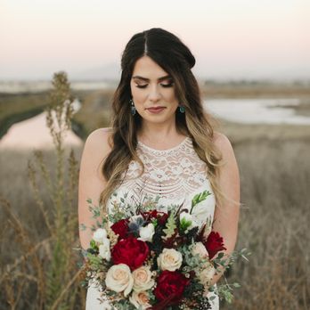Rustic Inspirations - In awe of my bouquet - Party Equipment Rentals Near Me Rustic Inspirations - In awe of my bouquet - Party Equipment Rentals Near Me