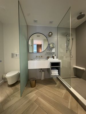 Andaz Ottawa ByWard Market, by Hyatt by null
