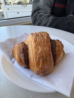 CRÉMEUX French Pâtisserie by null