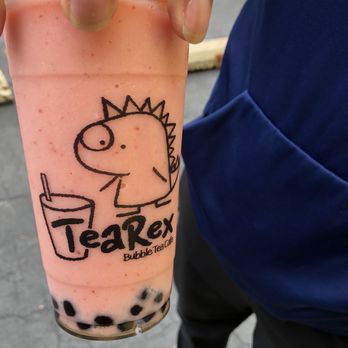 TeaRex Bubble Tea Cafe - Strawberry smoothie with two other fruits - Bubble Tea Near Me - Skokie, Illinois
