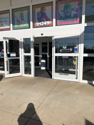 Kohl's by null