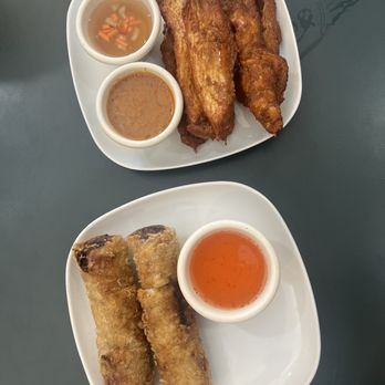 Hong Thai Restaurant - House egg rolls and chicken satay - Thai Near Me - Rogers, Minnesota Hong Thai Restaurant - House egg rolls and chicken satay - Thai Near Me - Rogers, Minnesota