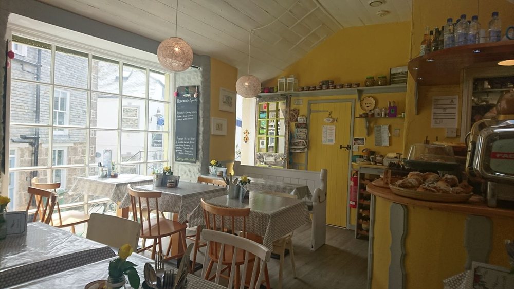 OLIVE’S CAFE Updated August 2024 Island Square, Saint Ives