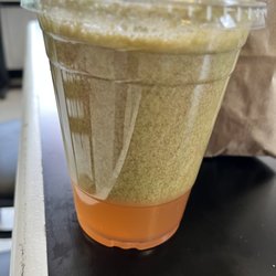 Lionel's Famous Deli - Fresh juice