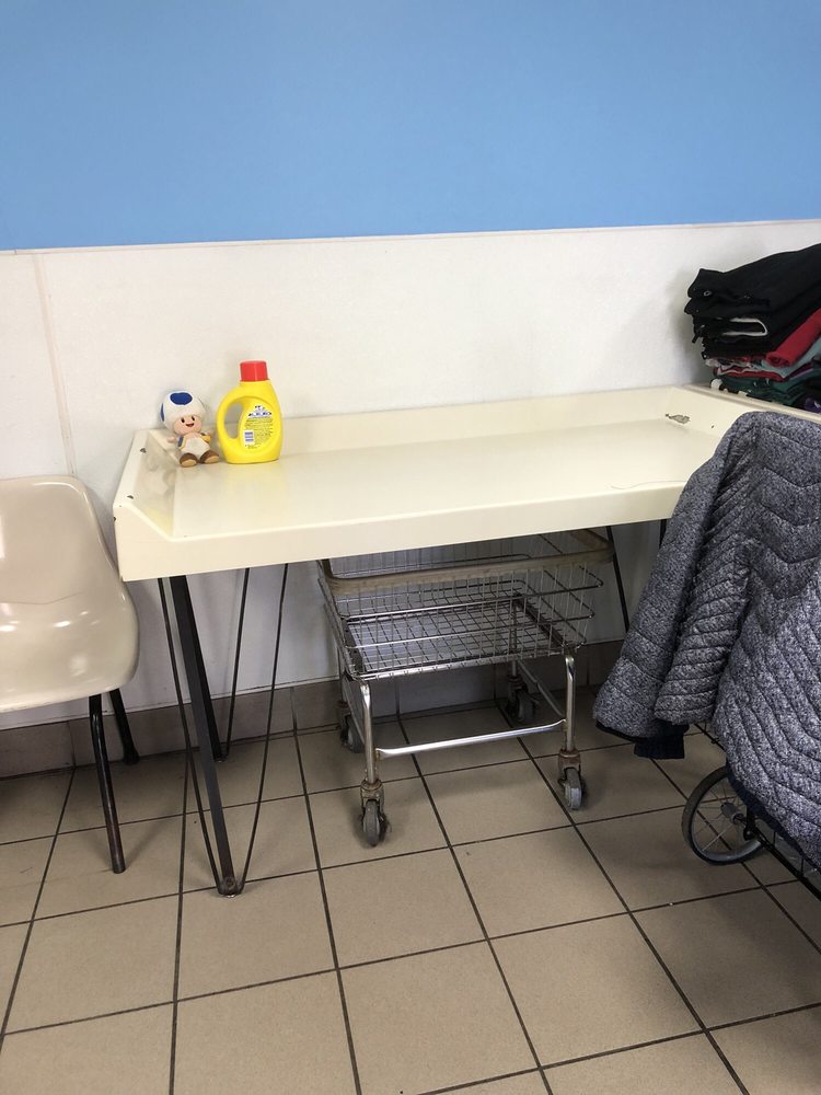 WASHNWAIT LAUNDROMAT 13 Photos 166 Lakeview Ave, Clifton, New