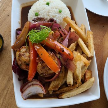 Limón - Peruvian Near Me - Oakland, California