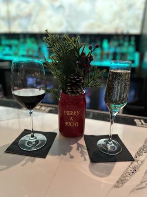 Eddie Merlot's by null