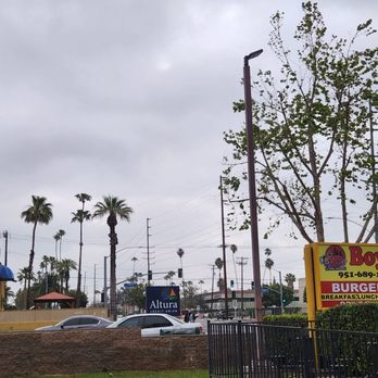 Boys Burgers 3 - Drive-thru - Fast Food Near Me - Riverside, California