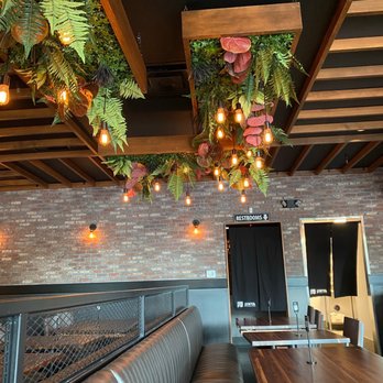 JINYA Ramen Bar - Reston - Tapas/Small Plates Near Me - Reston, Virginia