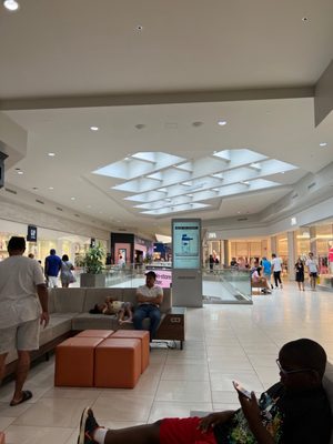 Perimeter Mall by null