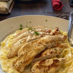 Chicken Fettuccine Alfredo Chicken Fettuccine Alfredo