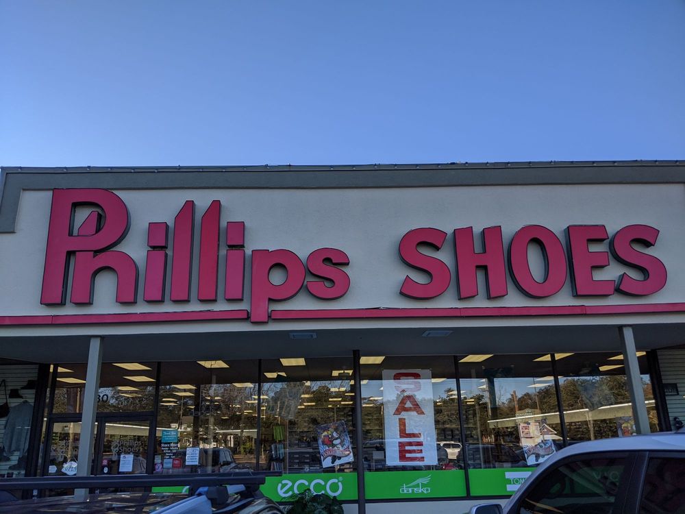 PHILLIPS SHOES 14 Photos & 44 Reviews 80 Folly Rd Blvd, Charleston