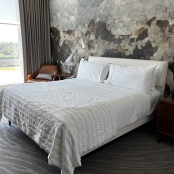 Le Meridien Pasadena Arcadia - Hotels Near Me - Arcadia, California