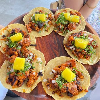 Entremar - Al pastor tacos - Mexican Near Me - México, D.F., DIF Entremar - Al pastor tacos - Mexican Near Me - México, D.F., DIF