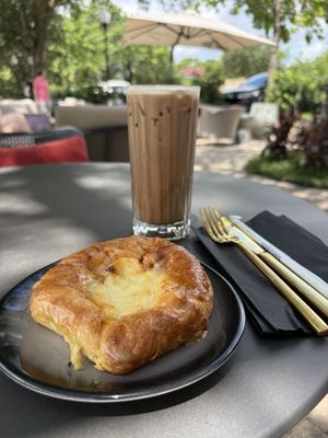 PUCCI Café by null
