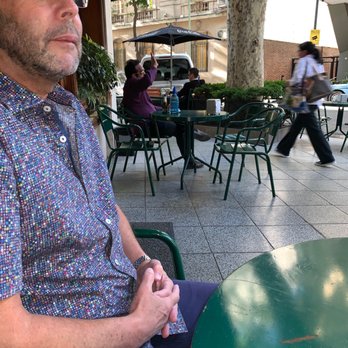 La Rambla - Sit. Drink coffee. Have pastries. Enjoy the street action. - Bars Near Me - Buenos Aires, C