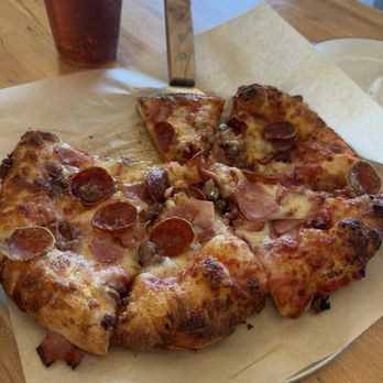 Pizza Uncommon - All meat - Pizza Near Me - Westfield, Indiana Pizza Uncommon - All meat - Pizza Near Me - Westfield, Indiana