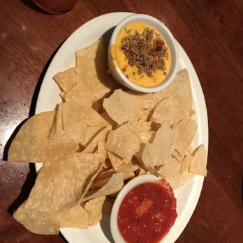 Cheddar's Scratch Kitchen - Chips and Queso Dip - American Near Me - Knoxville, Tennessee