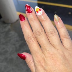 Expo Nails and Spa - Christmas inspired nails. Thank you Vivian. Perfect job.