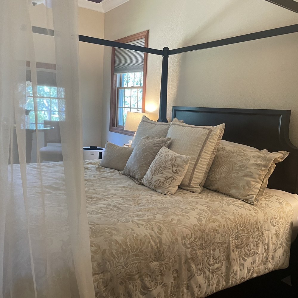 The Hope Inn - Hotels Near Me - Redding, California The Hope Inn - Hotels Near Me - Redding, California