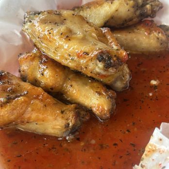 Zito's Pizza - Buffalo wings, drenched in chili sauce - Pizza Near Me - Orange, California