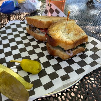 Beer Creek Brewing - The Wyatt as originally served - Brewpubs Near Me - Santa Fe, New Mexico
