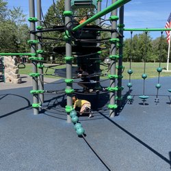 Pineway Ponds Park - Playground