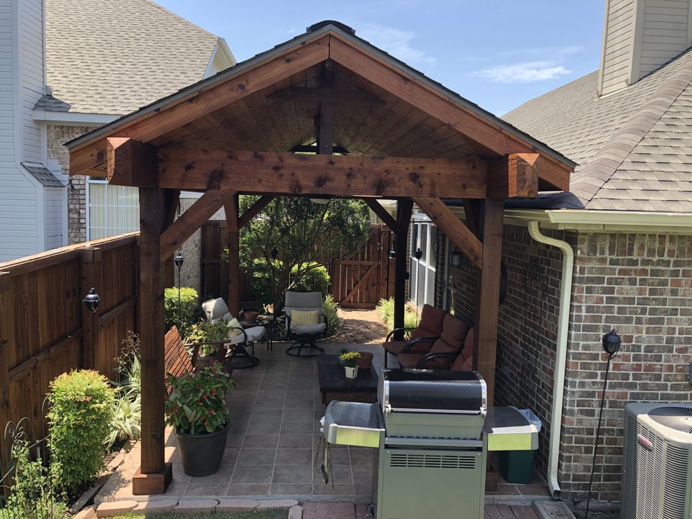 Slide of Valor Roofing Group