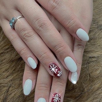 VIP Nails - Christmas nails by Lily - Nail Salons Near Me - Herndon, Virginia