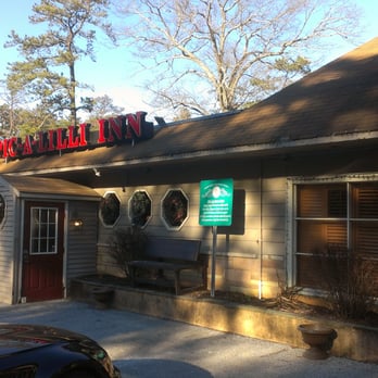 Pic-A-Lilli Inn - American Near Me - Shamong, New Jersey