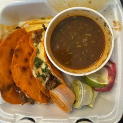 Birrieria Mama Rosa 5 - Birria tacos and consume