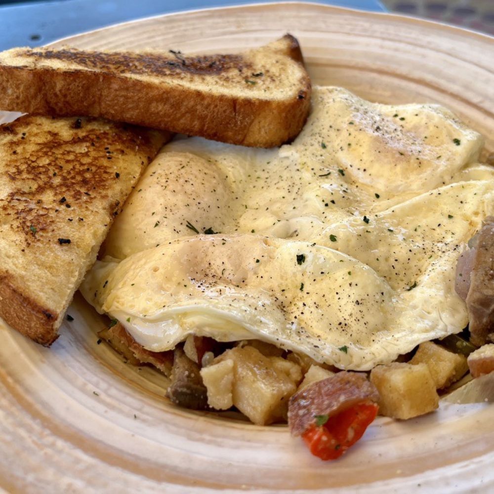 Edom Log Cabin - Prime rib hash! - Comfort Food Near Me - Edom, Texas