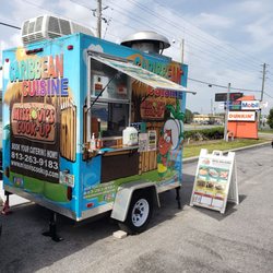 Miss Vi's Cook-Up - Food truck with decent servings & decadent flavors which delight! They also have interesting "Oh Gosh" sauces. Service is top notch!