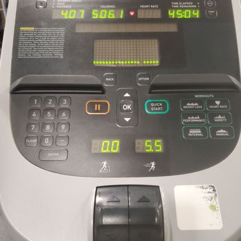 24 Hour Fitness - Treadmill monitor - Gyms Near Me - Milpitas, California