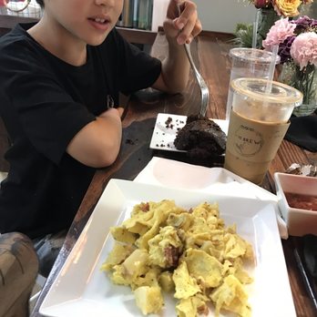 Da' HI Brew - They gave me just the guts of the breakfast burrito for a GF option! - Coffee & Tea Near Me - Honolulu, Hawaii Da' HI Brew - They gave me just the guts of the breakfast burrito for a GF option! - Coffee & Tea Near Me - Honolulu, Hawaii