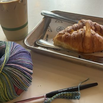 Hood Famous - Pandan latte - Cafes Near Me - Seattle, Washington Hood Famous - Pandan latte - Cafes Near Me - Seattle, Washington
