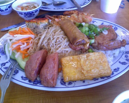 Com Tam Thuan Kieu by null