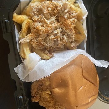 Cluck and Gills - Fast Food Near Me - Philadelphia, Pennsylvania Cluck and Gills - Fast Food Near Me - Philadelphia, Pennsylvania