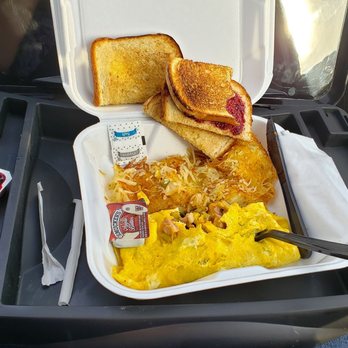 Mom's Kitchen - Trays help during covid.... - Diners Near Me - North Bend, Oregon Mom's Kitchen - Trays help during covid.... - Diners Near Me - North Bend, Oregon