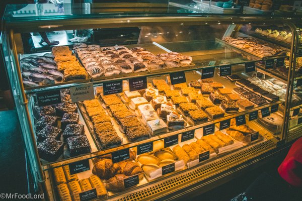 Fratelli Authentic Italian Baking by null