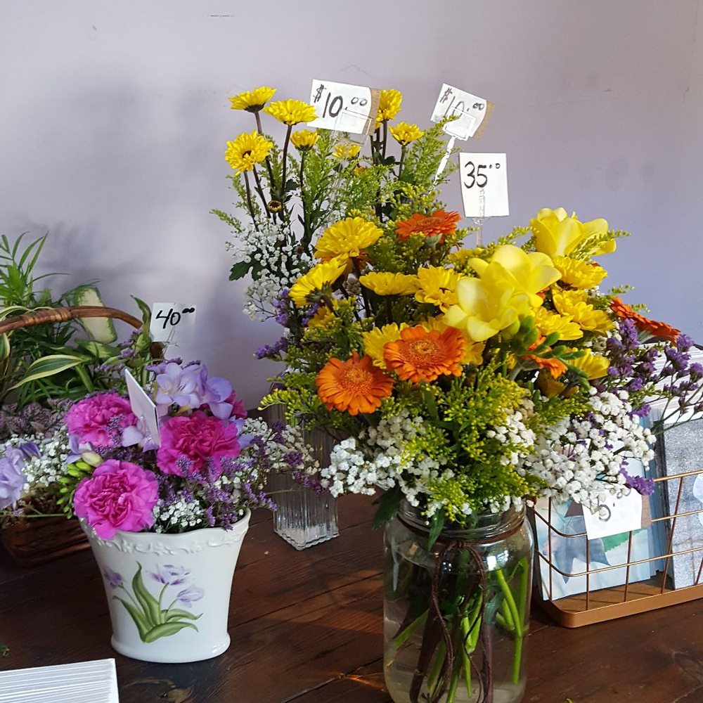 Passion Flowers - Florists Near Me - Ventura, California Passion Flowers - Florists Near Me - Ventura, California